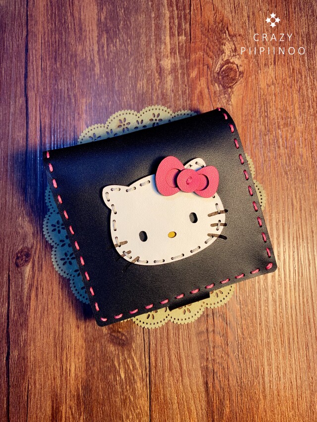 hello Kitty 凯蒂猫手工制作牛皮短款钱包卡包