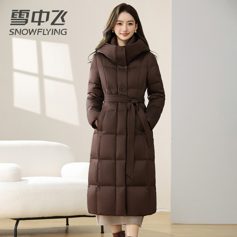 雪中飞羽绒服女冬新款2025长款腰带修身加厚外套高充绒鹅绒200克+