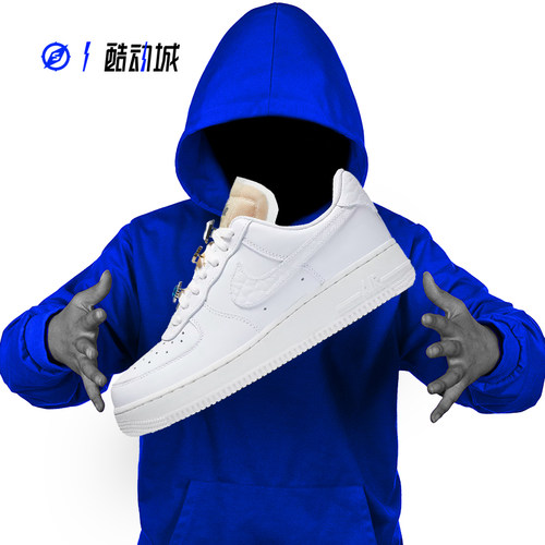 NIKEAIRFORCEAF1女子板鞋