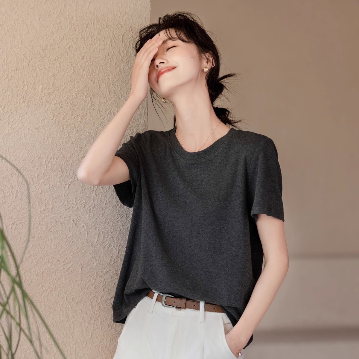 微大码女装灰色短袖T恤女