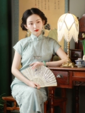 Старинное пальто 清枝韵丨一城风絮丨短袖复古民国风提花立领少女旗袍日常可穿原创 1956499227