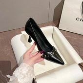 黑色绝美高跟鞋 女2026春季 新款 真皮 气质金属扣尖头细跟工作单鞋