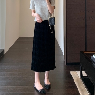 显腿长丝绒裙高腰直筒小黑裙女半身裙秋冬新 气质优雅 AMR