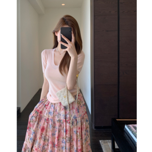 AMR UU◆简约大气 老钱风T恤修身V领显瘦针织短袖上衣女春夏新款