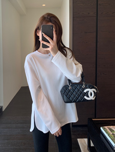 T恤女秋冬新款 搭配神器 宽松显瘦开叉长袖 单穿内搭打底衫 AMR