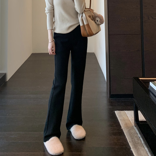 AMR UU◆显腿长～加绒加厚小黑裤高腰显瘦马体裤微喇裤女秋冬新款