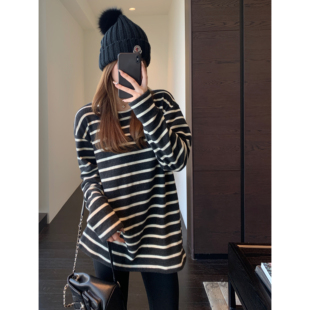 2025秋冬新款 慵懒范 T恤女长袖 内搭可外穿条纹磨毛打底衫 AMR