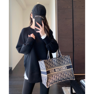 宽松慵懒风百搭显瘦无帽圆领套头卫衣女春新 设计感小众 AMR