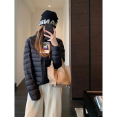 火爆款 ～柜上5000 AMR 鸟家轻薄连帽短款 排骨羽绒服女秋冬新