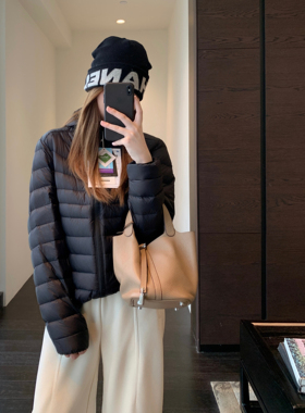 AMR UU◆火爆款～柜上5000+鸟家轻薄连帽短款排骨羽绒服女秋冬新