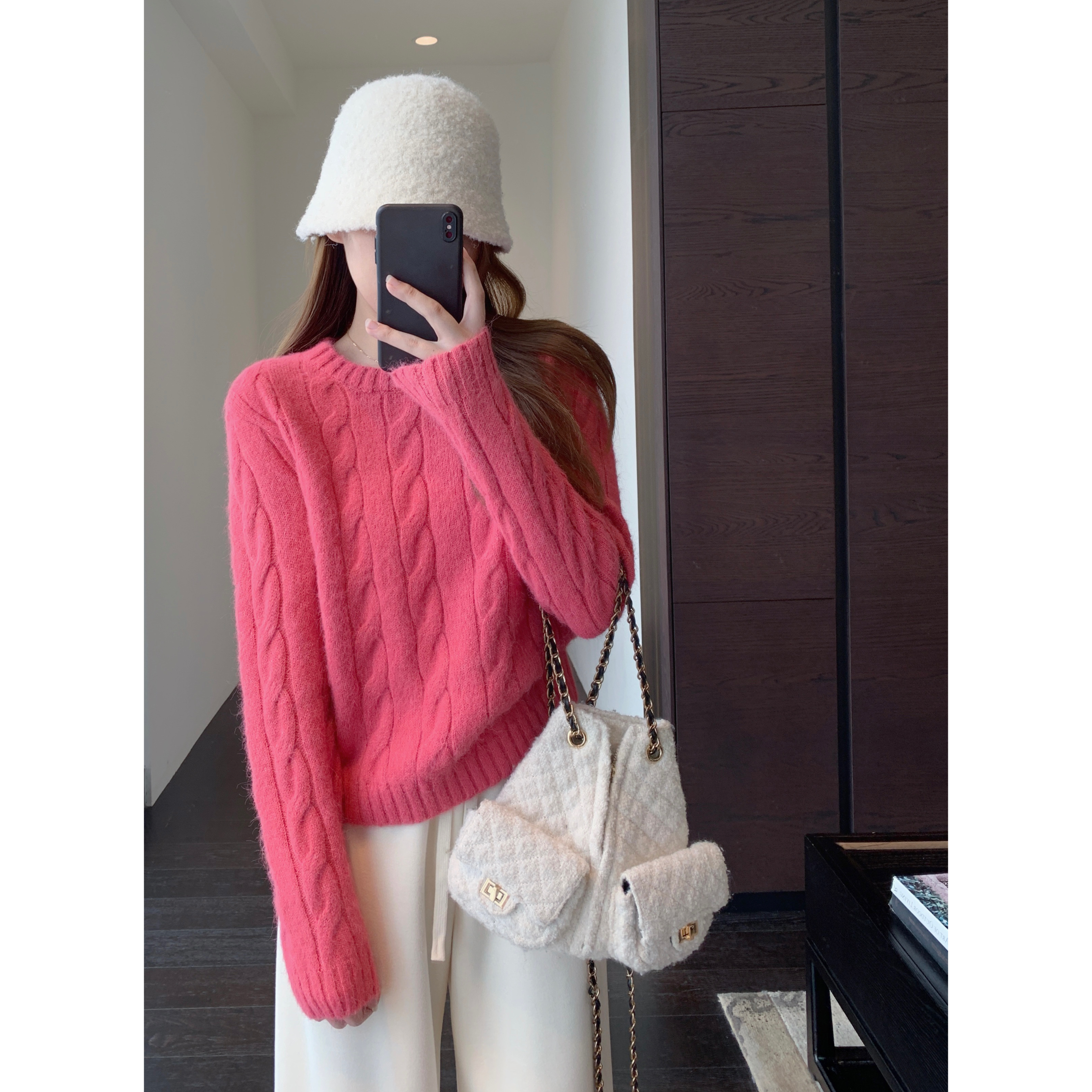 AMR UU◆少女感 显白减龄粉色毛衣慵懒显瘦绞花针织衫女2025新款