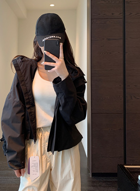 AMR UU◆柜上火爆款～1u家高品质减龄连帽外套运动休闲上衣女新款