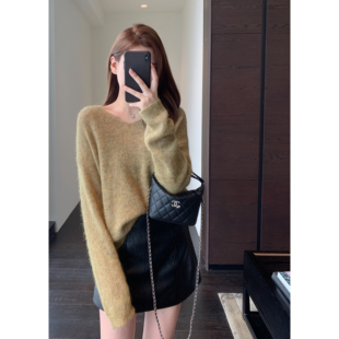 马海毛绵羊毛混纺保暖慵懒风针织衫 氛围感 毛衣女秋冬新 AMR