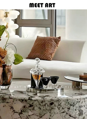 极简轻奢样板间大厅客厅桌面琥珀花瓶钻石型酒具托盘摆件