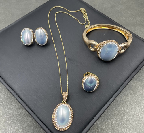 天然深海灰马贝首饰套装女款设计感复古百搭项链耳饰戒指手镯