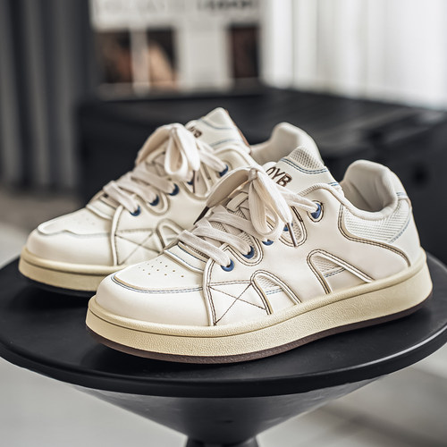 男鞋子潮鞋2026美式复古高街板鞋运动厚底内增高小白鞋透气港风鞋