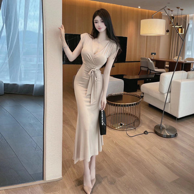 纯欲纯欲紧身长袖包臀鱼尾裙长裙