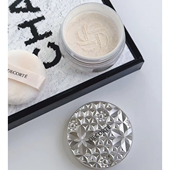 白檀 舞蝶丝绒蜜粉 散粉20g 日本采购 新款 AQMW 含粉扑 黛珂