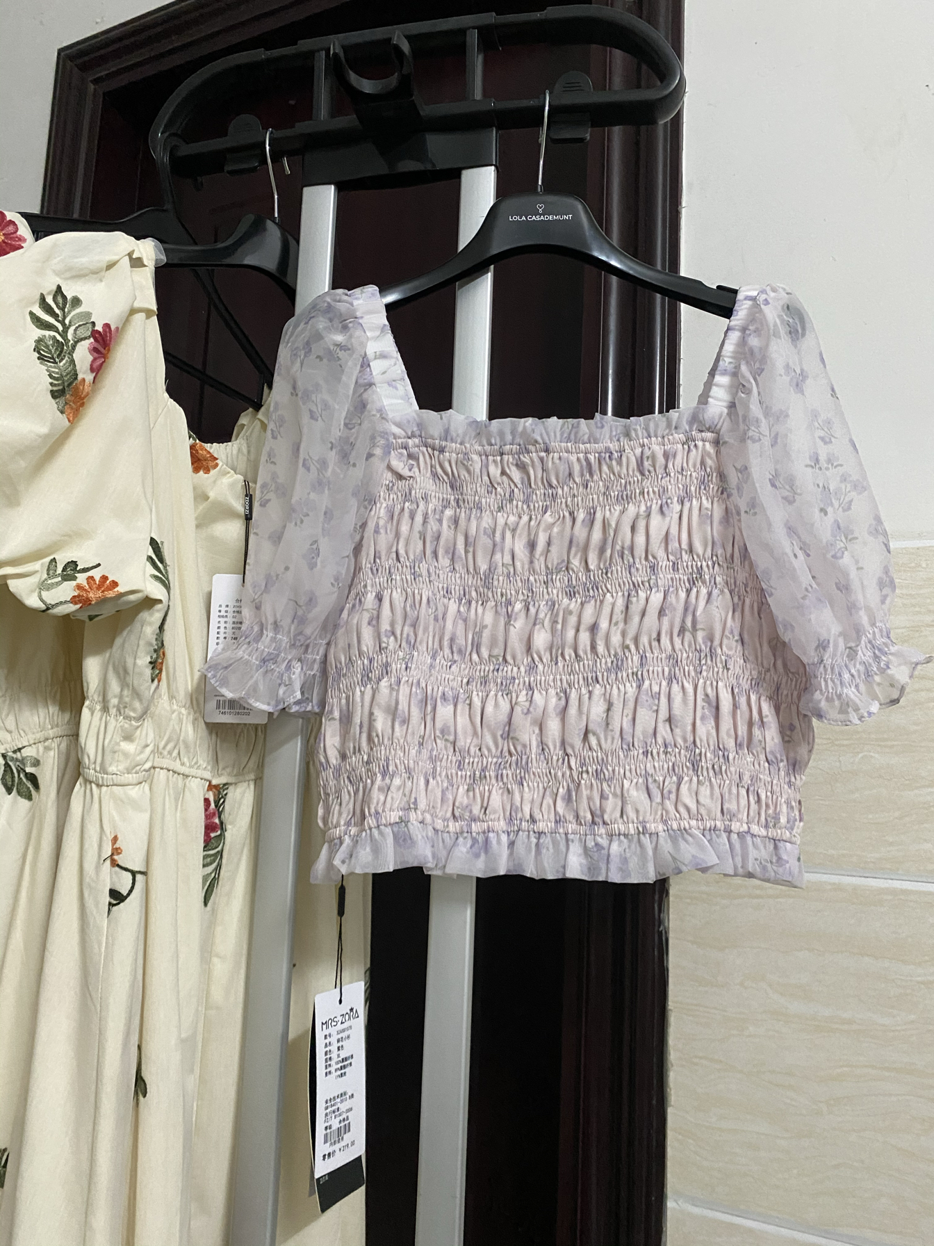 女装法式复古碎花印花方领褶皱松紧弹力短款上衣