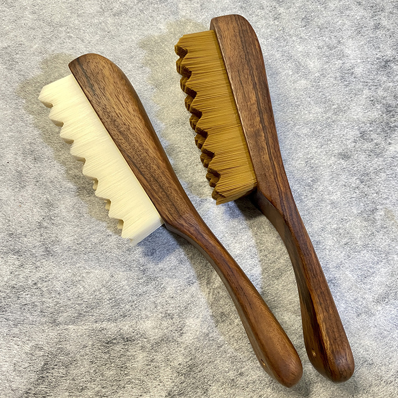 厂家新款木柄棋格万毛刷便携式方型文玩刷子缝隙包浆核桃抛光工具