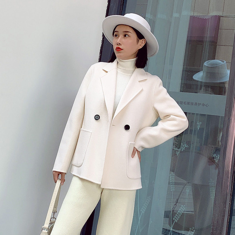 爆款纯色毛呢外套女秋冬短款小个子2025新加厚时尚西装领呢子大衣