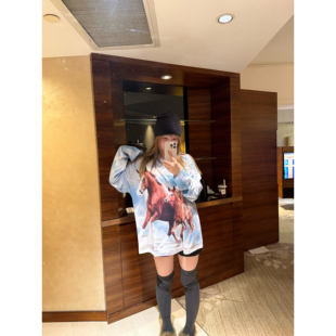 wann现货新年t马年设计感2026新款OPYY奔马宽松休闲风长袖t恤上衣