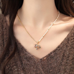 日本马年彩色小马吊坠珍珠项链女轻奢高级感毛衣链珐琅本命年配饰