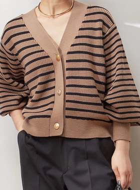 ZOEYJA佐佐家 L'*SSAGE长度刚好的保暖叠穿 三粒不同纽扣羊毛开衫