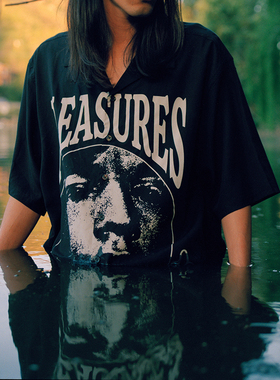 现货正品PLEASURES人像印花USED黑色紫色古巴领宽松短袖纽扣衬衫