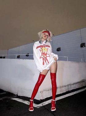 AONE4SURE Red Witch 红色魔女原创动漫二次元印花宽松连帽卫衣男