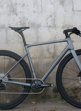 Altus磨砂灰色舒适耐力休闲直把公路车平把公路车