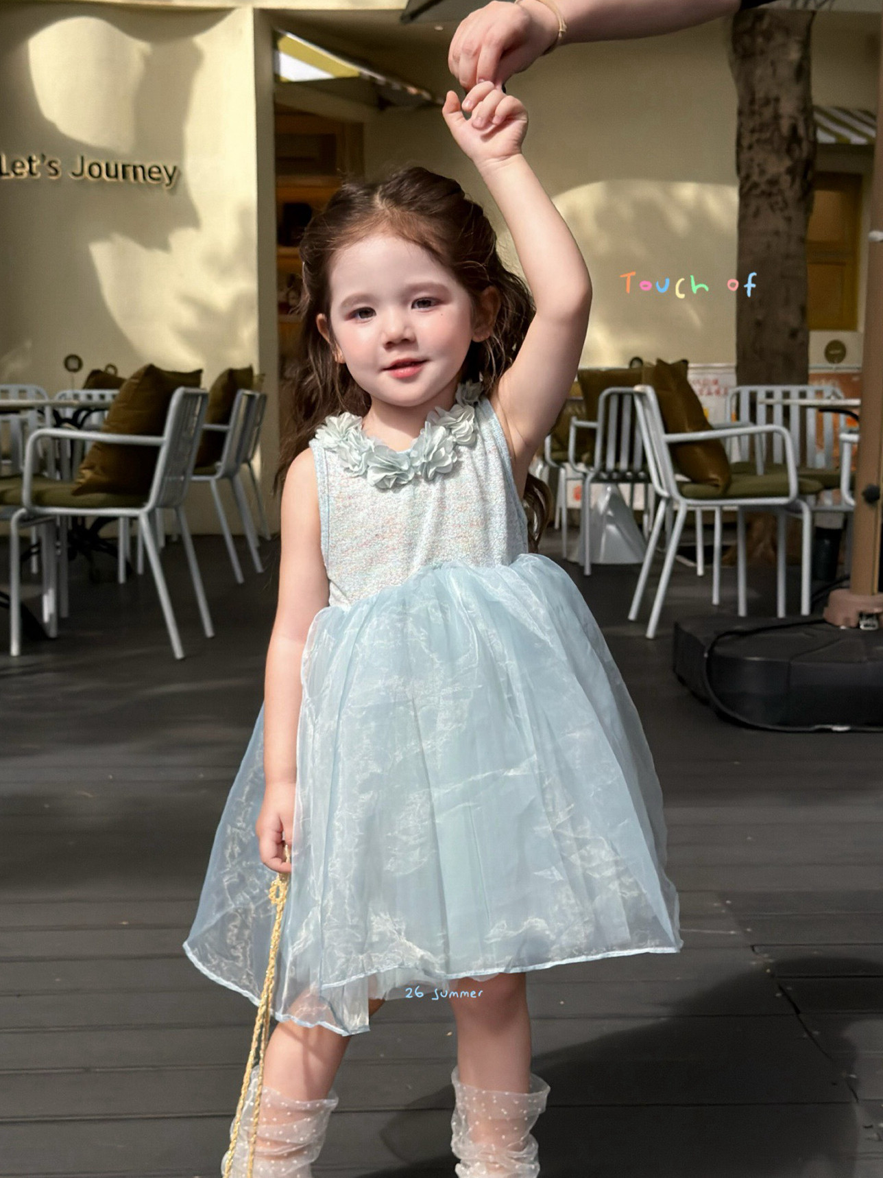 凡妈童装2026夏季新款女童小童韩版花瓣领网纱无袖公主纱裙连衣裙