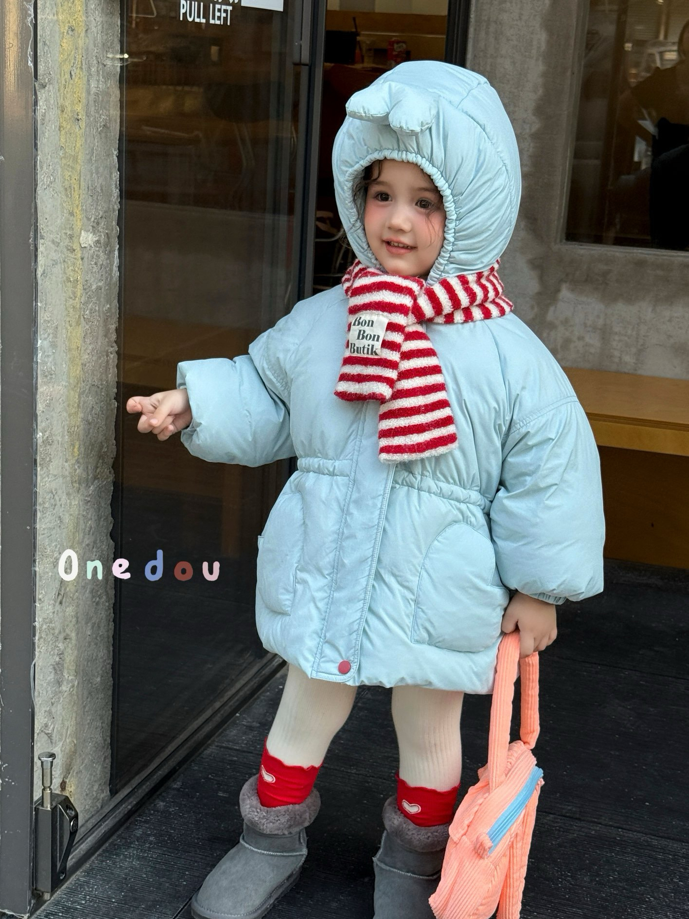 女童韩版可爱桃心帽收腰羽绒服