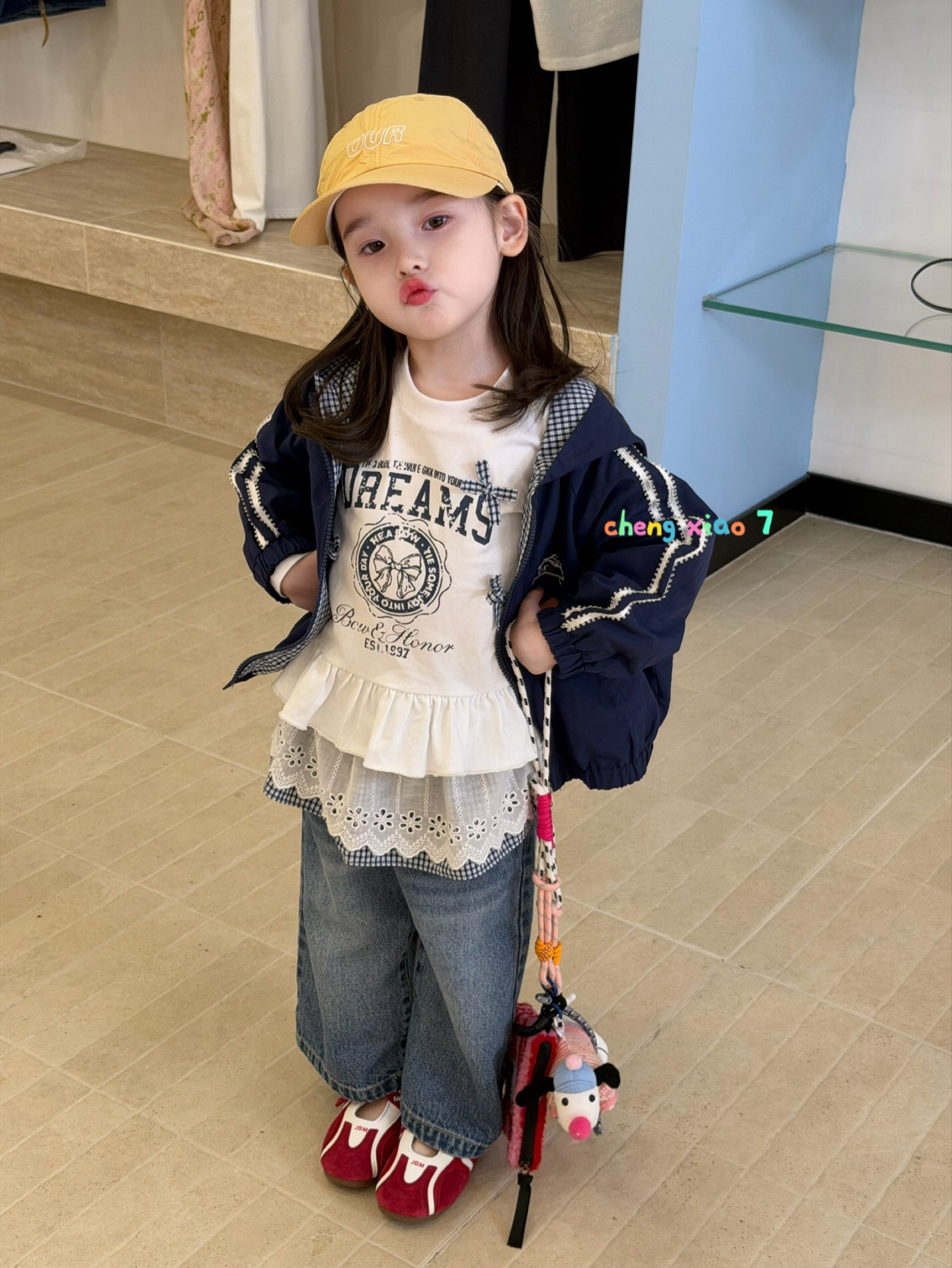 凡妈童装2026秋季新款女童小童韩版裙摆牛仔裤打底衫连帽休闲外套