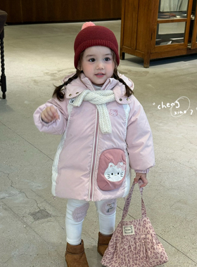 凡妈童装25冬季新款女童小童韩版KT猫刺绣口袋拼色羽绒服外套洋气