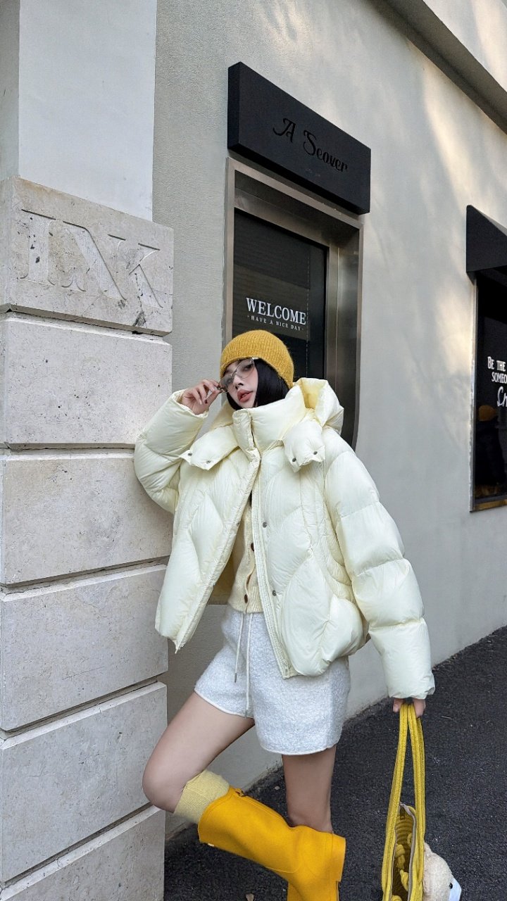 90白鸭绒短款羽绒服女款连帽冬季加厚保暖百搭冬装外套2025新款