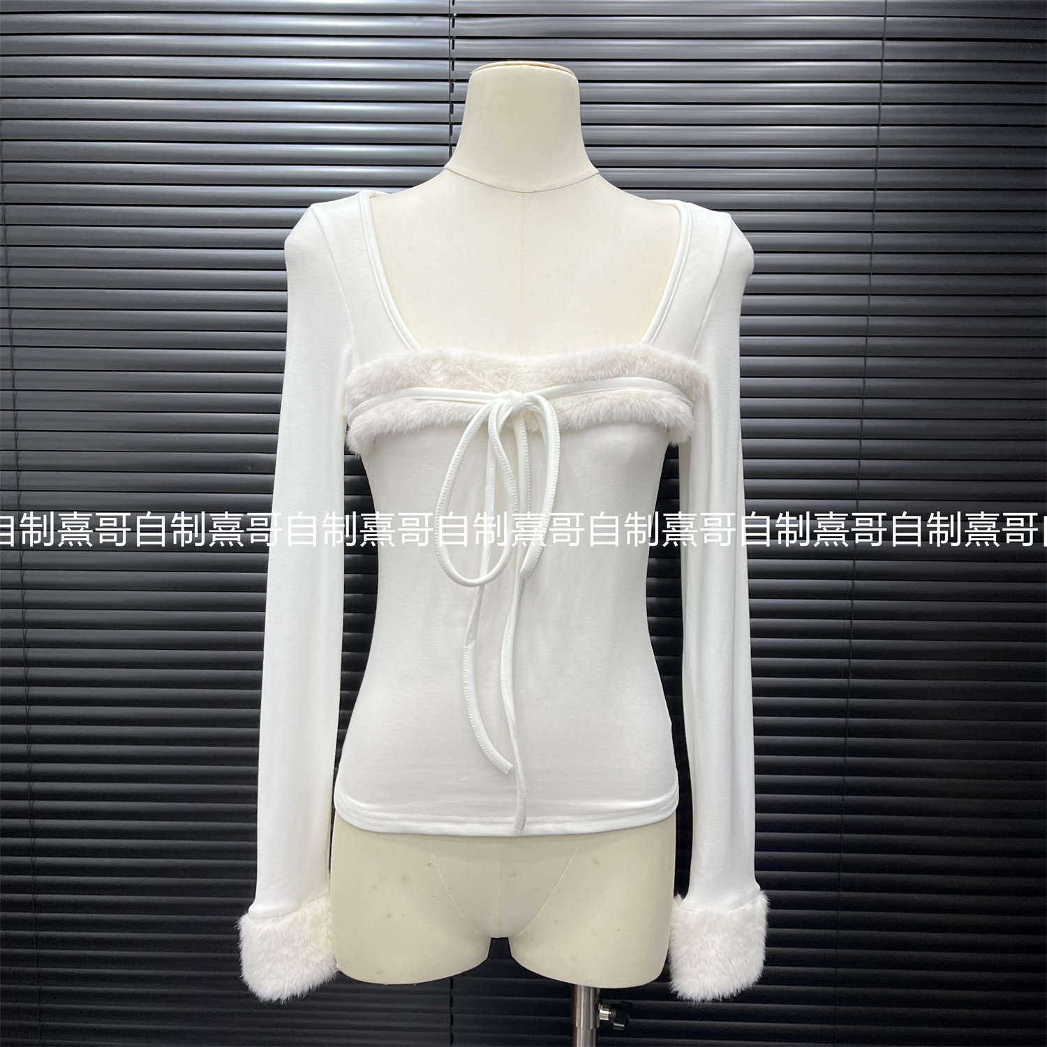 纯欲风毛毛拼接系带长袖T恤女冬季新款修身显瘦内搭打底衫上衣ins