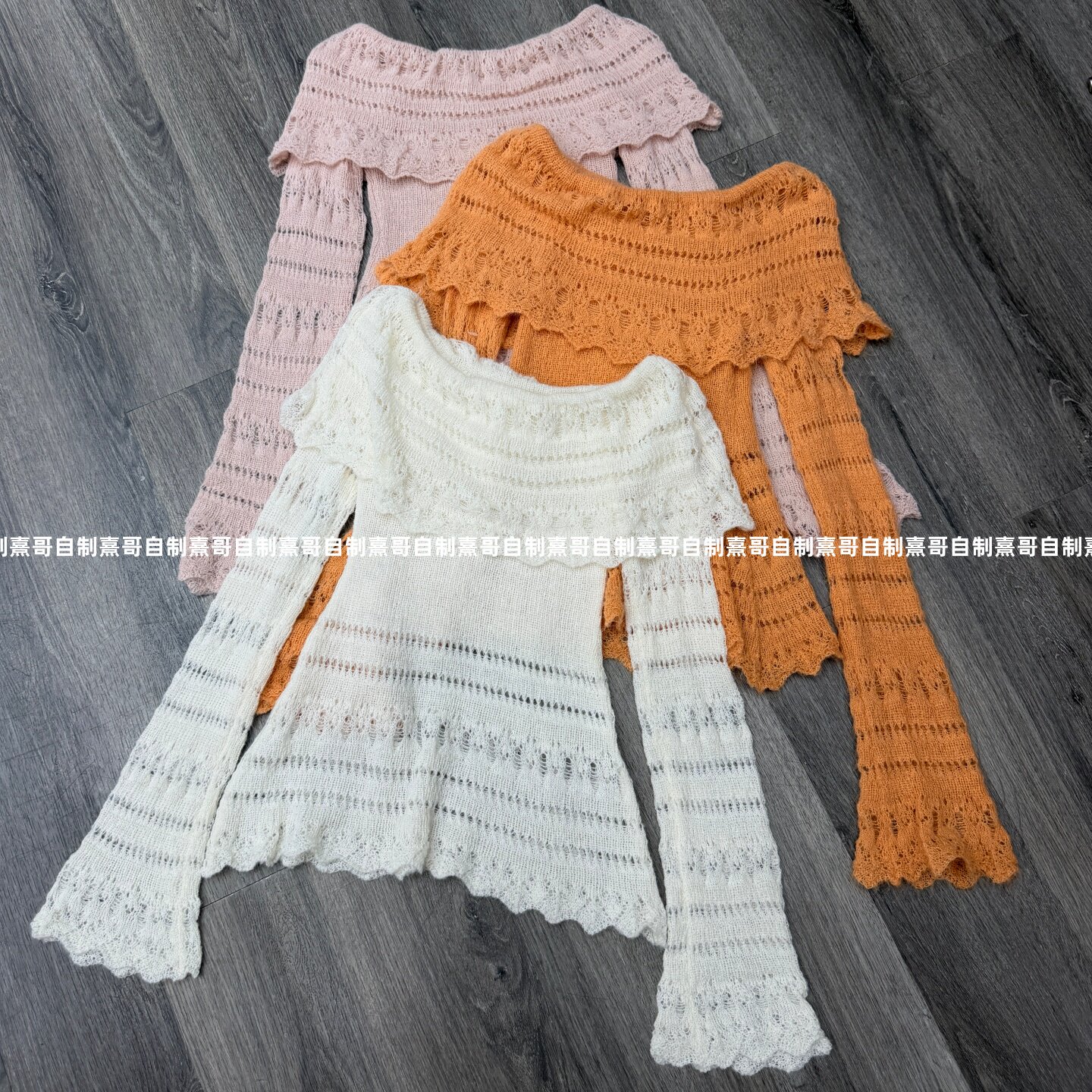 法式甜美风一字肩镂空长袖女2026年秋季新款显瘦减龄粉色针织上衣