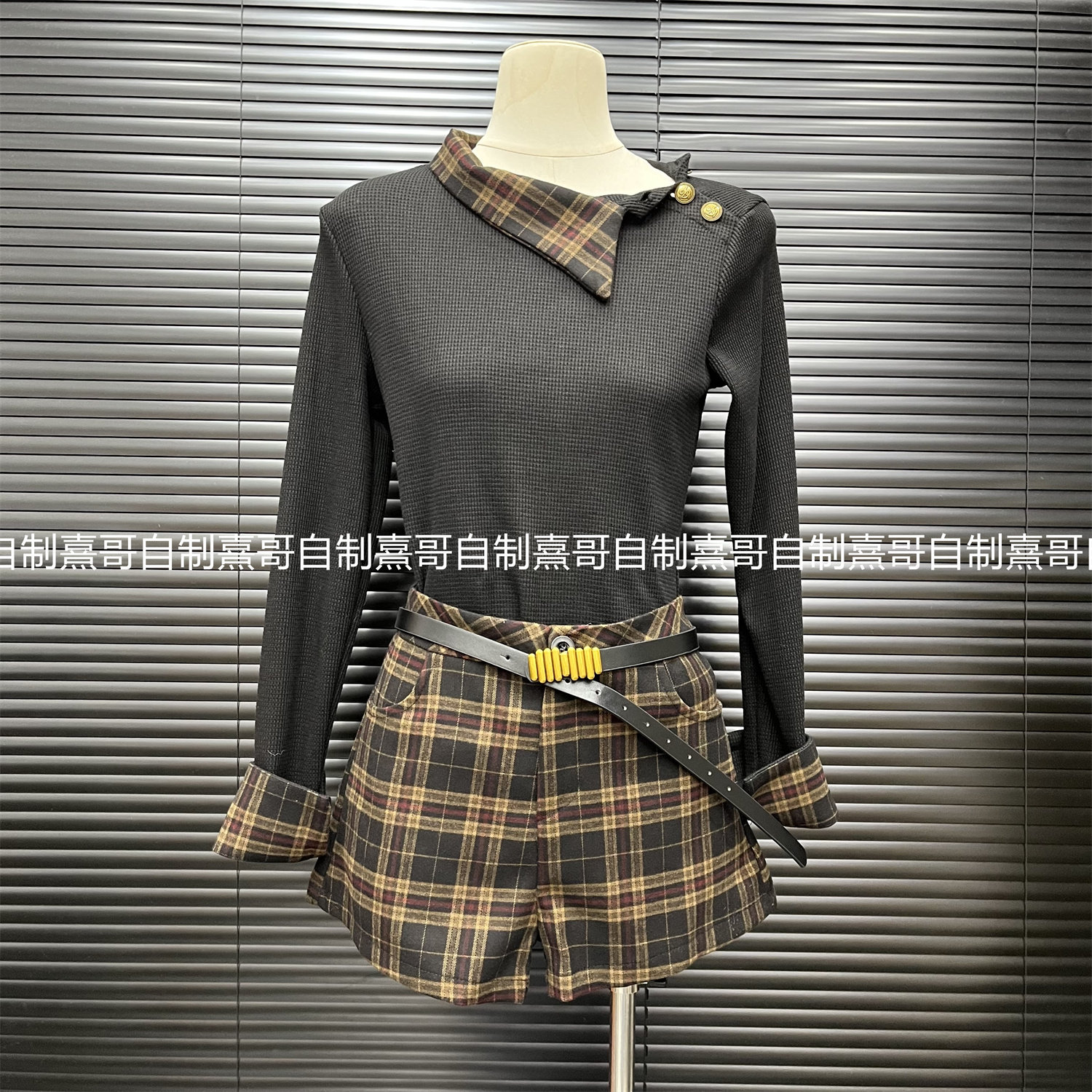 韩系复古假两件格纹拼接针织上衣女秋冬新款高腰格子短裤两件套潮