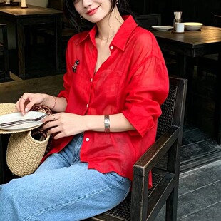 衬衫女款2026新款多巴胺红色长袖上衣小个子刺绣衬衣春夏薄款外穿