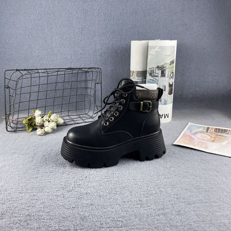 粗跟厚底增高牛皮加绒时尚马丁靴