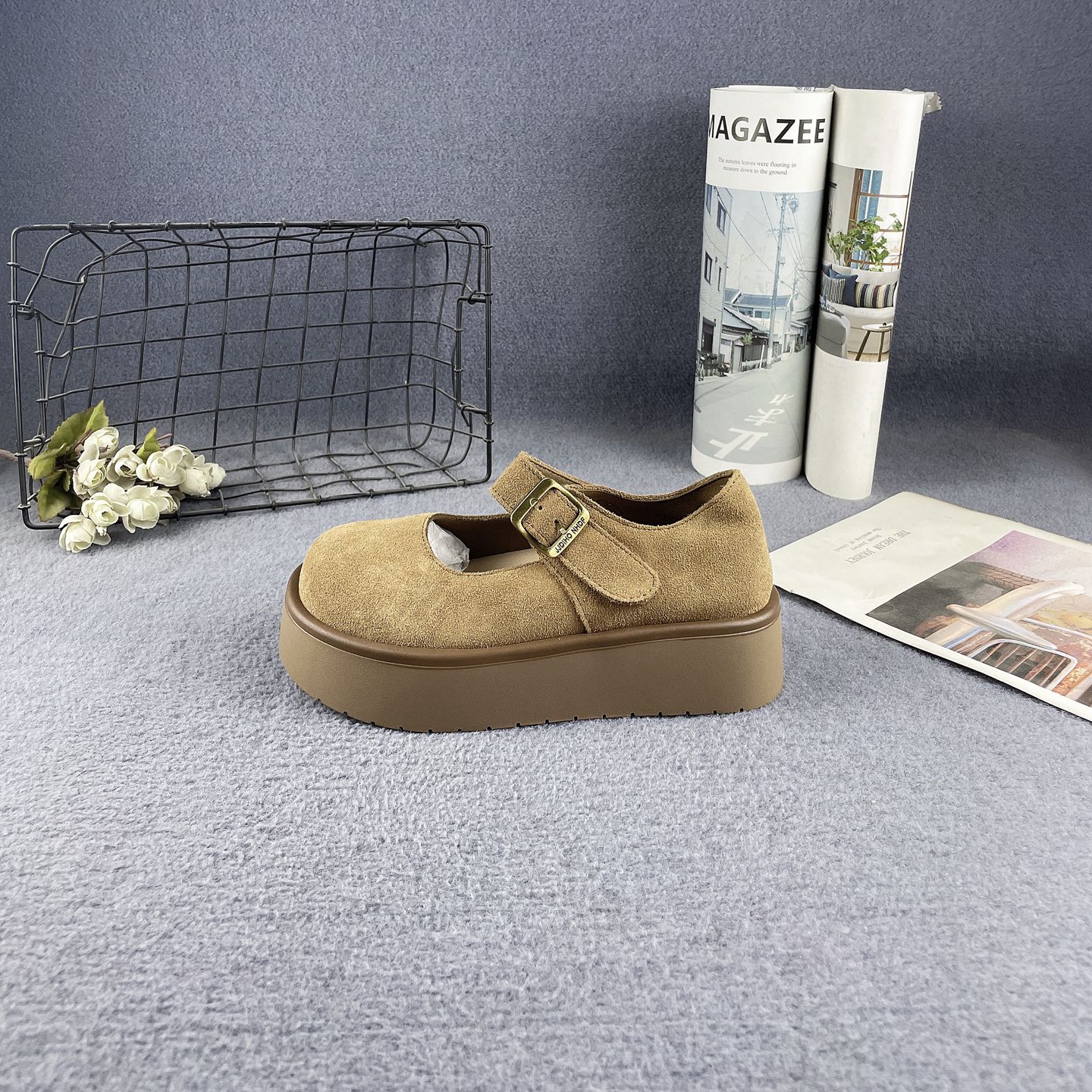 牛皮增高厚底圆头浅口魔术贴单鞋