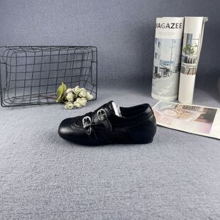 专柜断码夏季新款方头软皮镂空透气乐福鞋时尚内增高布洛克单鞋女