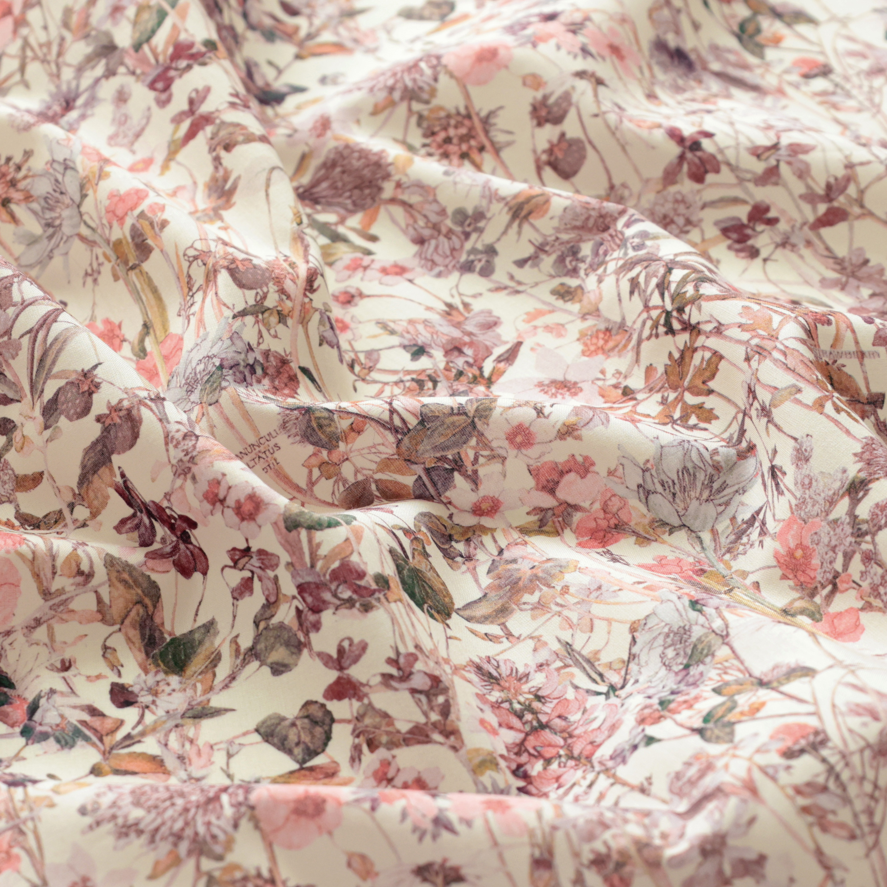 轻薄100支长纤棉粉色服装连衣裙