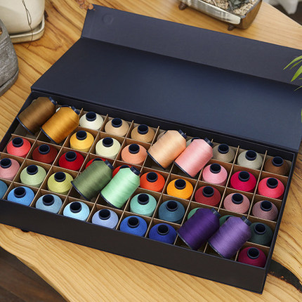 进口彩色缝纫线100色手工机彩线衣服包包布艺暖色系1700m家用韧性