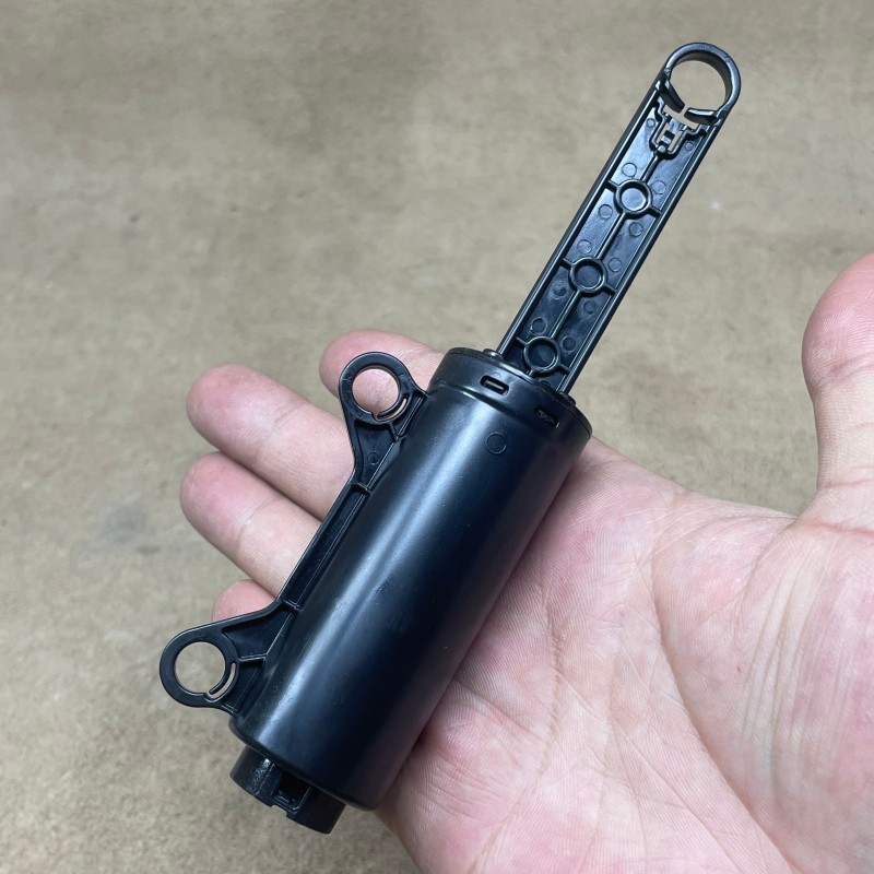 适用于斯巴鲁森林人XV傲虎力狮BRZ杂物箱阻尼器手套箱缓冲限位器