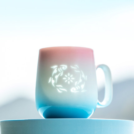 山水间好运锦鲤玲珑杯文创陶瓷马克杯高颜值办公生日礼品杯子女男