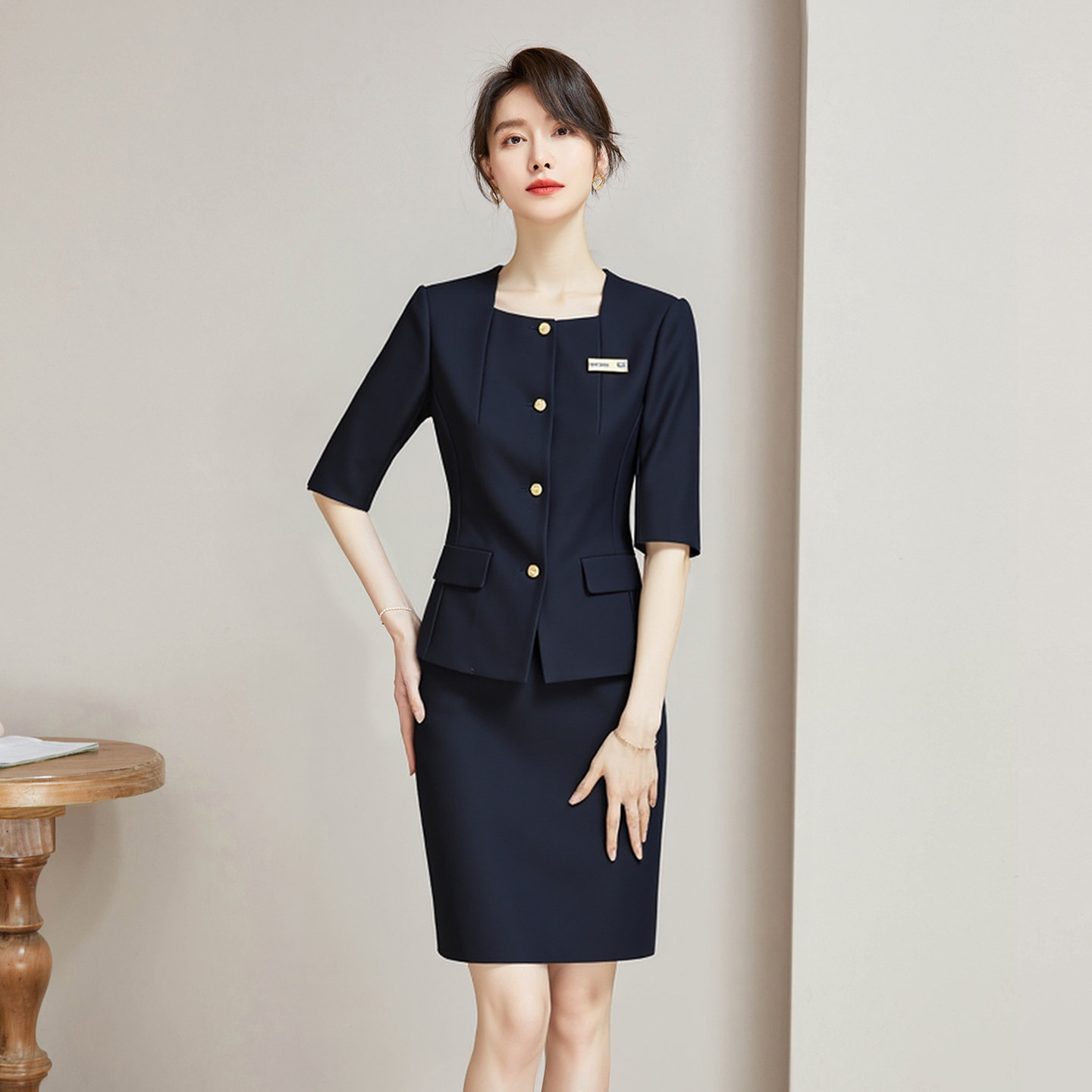 2026春夏季新款中袖西装裙裤套女神范职业气质酒店餐饮工作服两件
