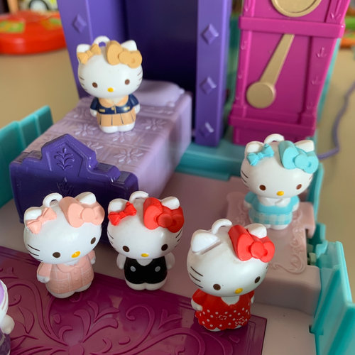 HelloKitty凯蒂猫公仔摆件