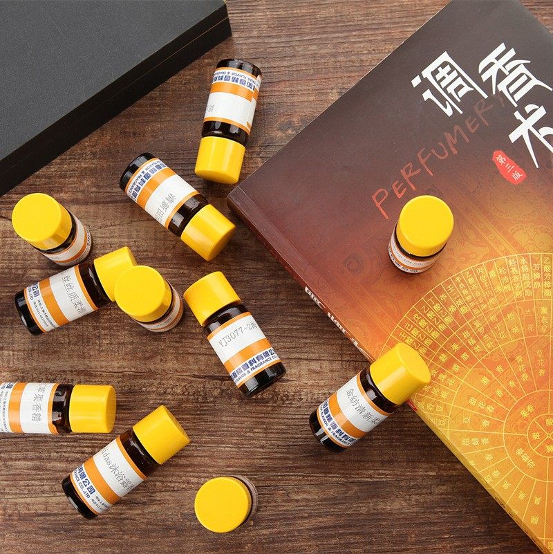 苦橙油清爽橙皮气息各类调香现货意大利青橙皮油